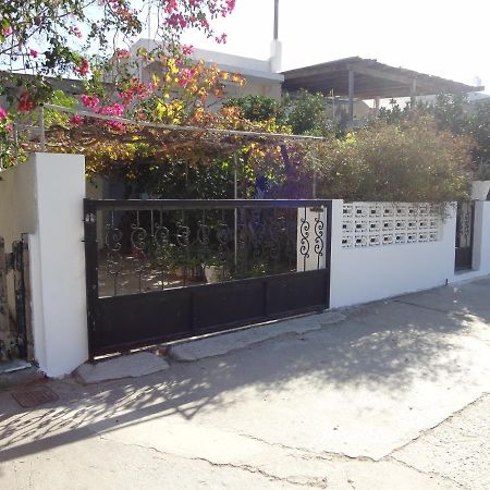 Cozy Citrus Garden House By The Seaside. Βίλα Khónias Εξωτερικό φωτογραφία